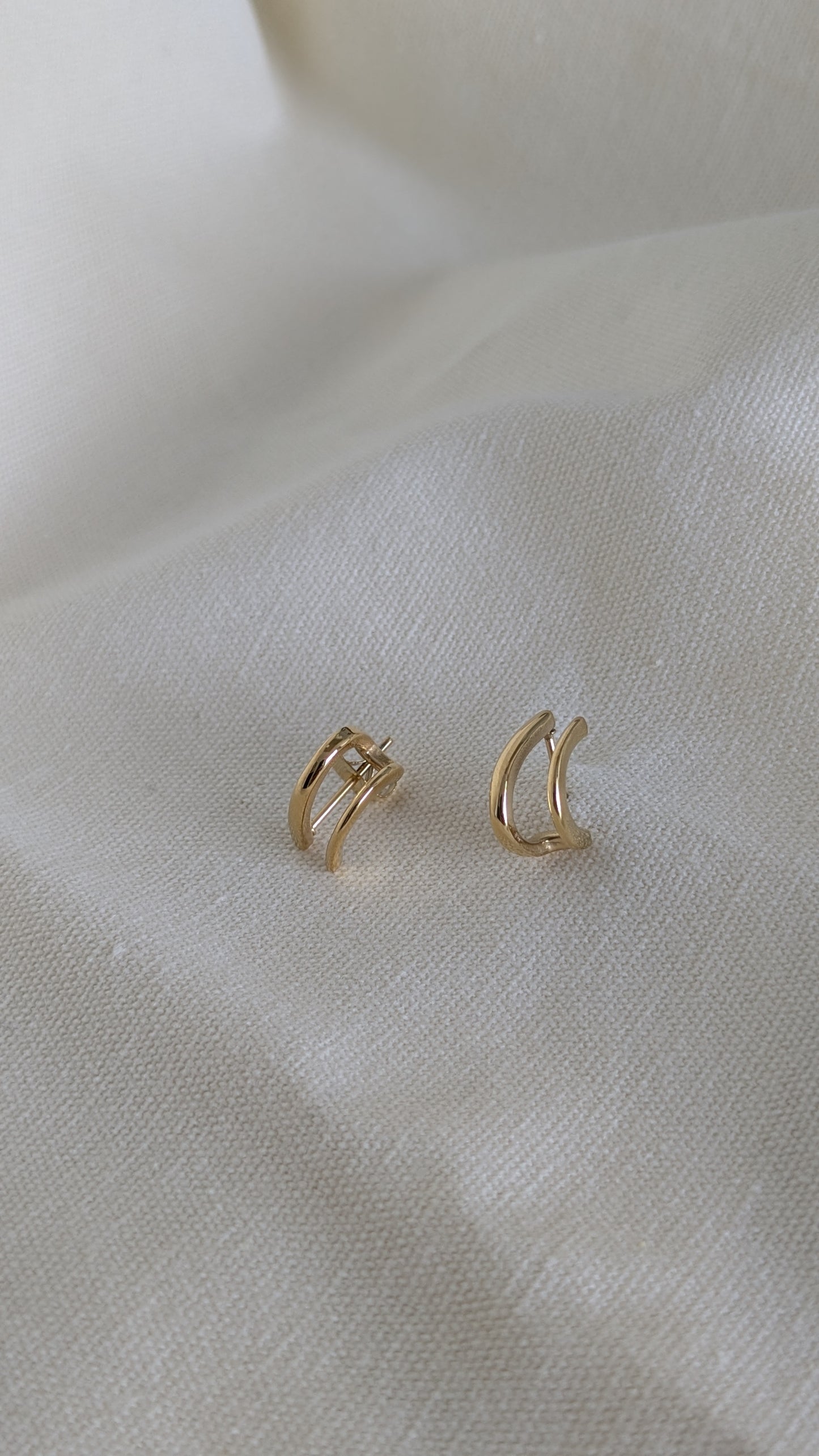 Celosia Cuffed Earrings in Gold