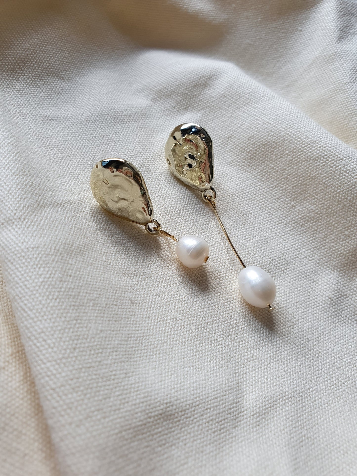 Jumana Asymmetrical Pearl Drop Earrings