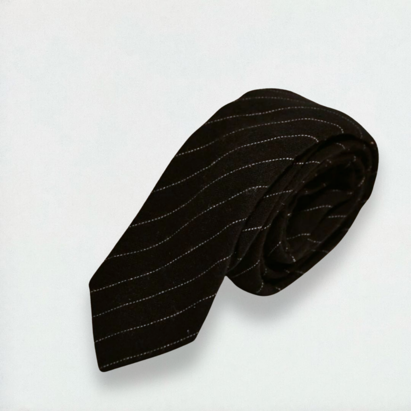 Sidney Striped Skinny Tie in Black