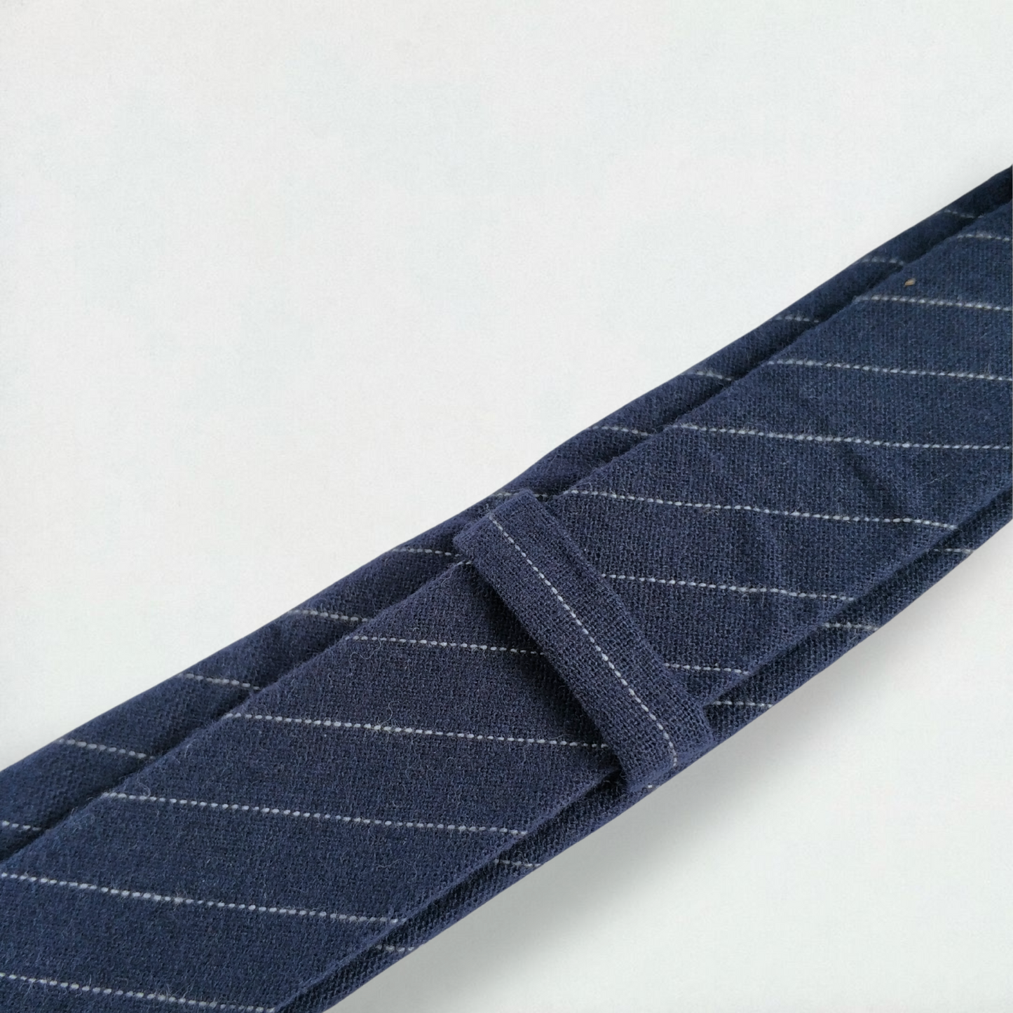 Sidney Striped Skinny Tie in Navy