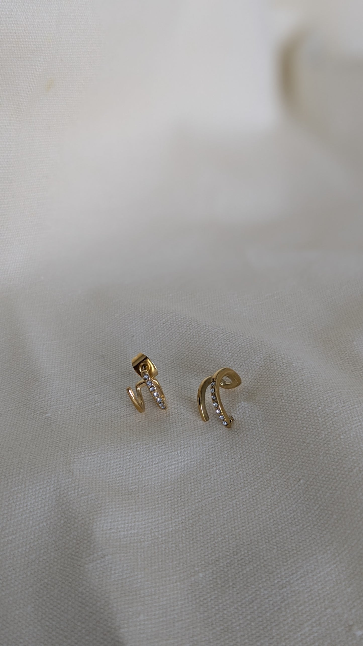 Edena Cuffed Earrings in Gold