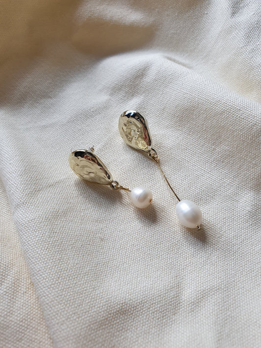 Jumana Asymmetrical Pearl Drop Earrings