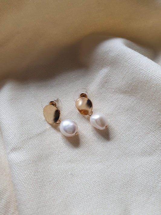 Maisy Pearl Drop Earrings