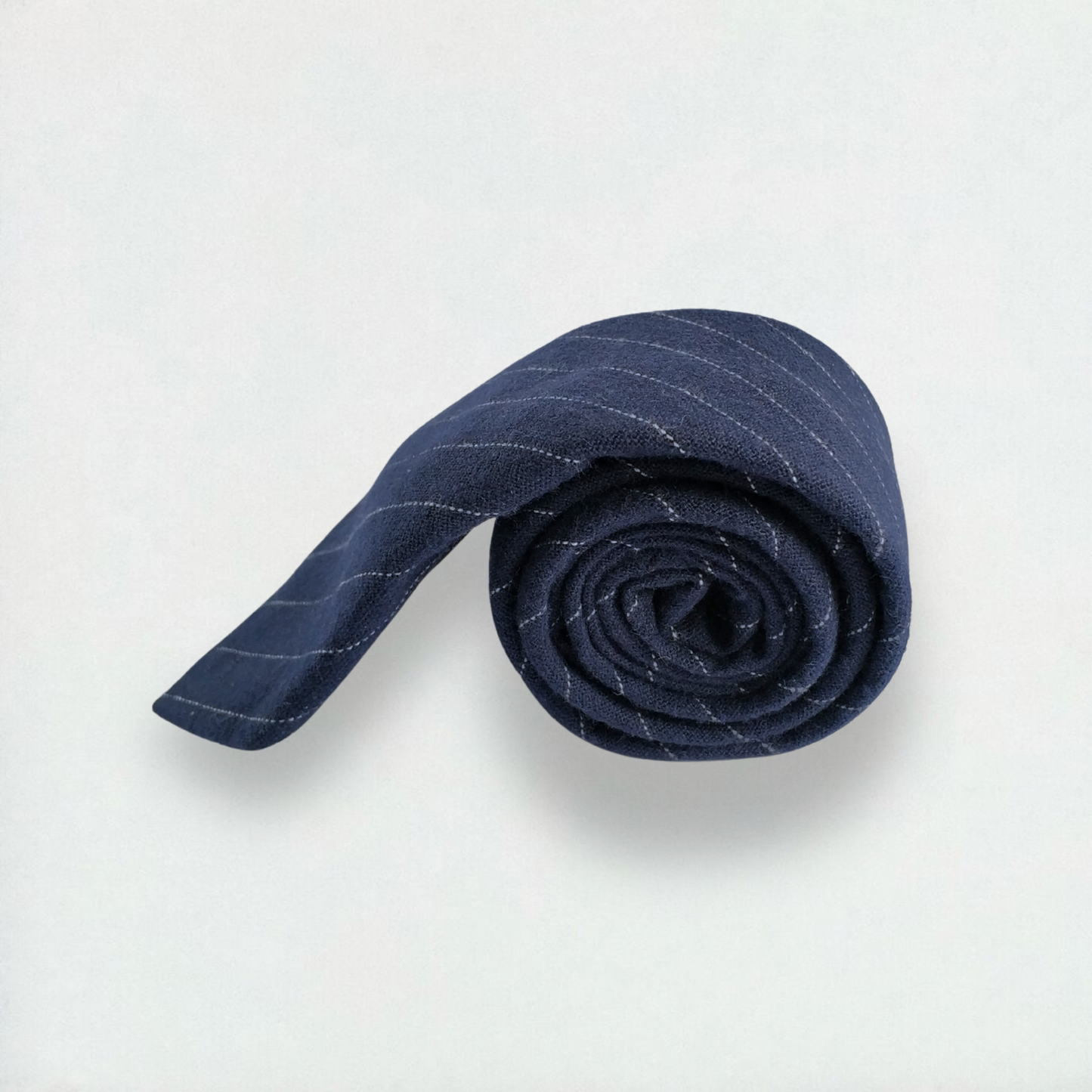 Sidney Striped Skinny Tie in Navy